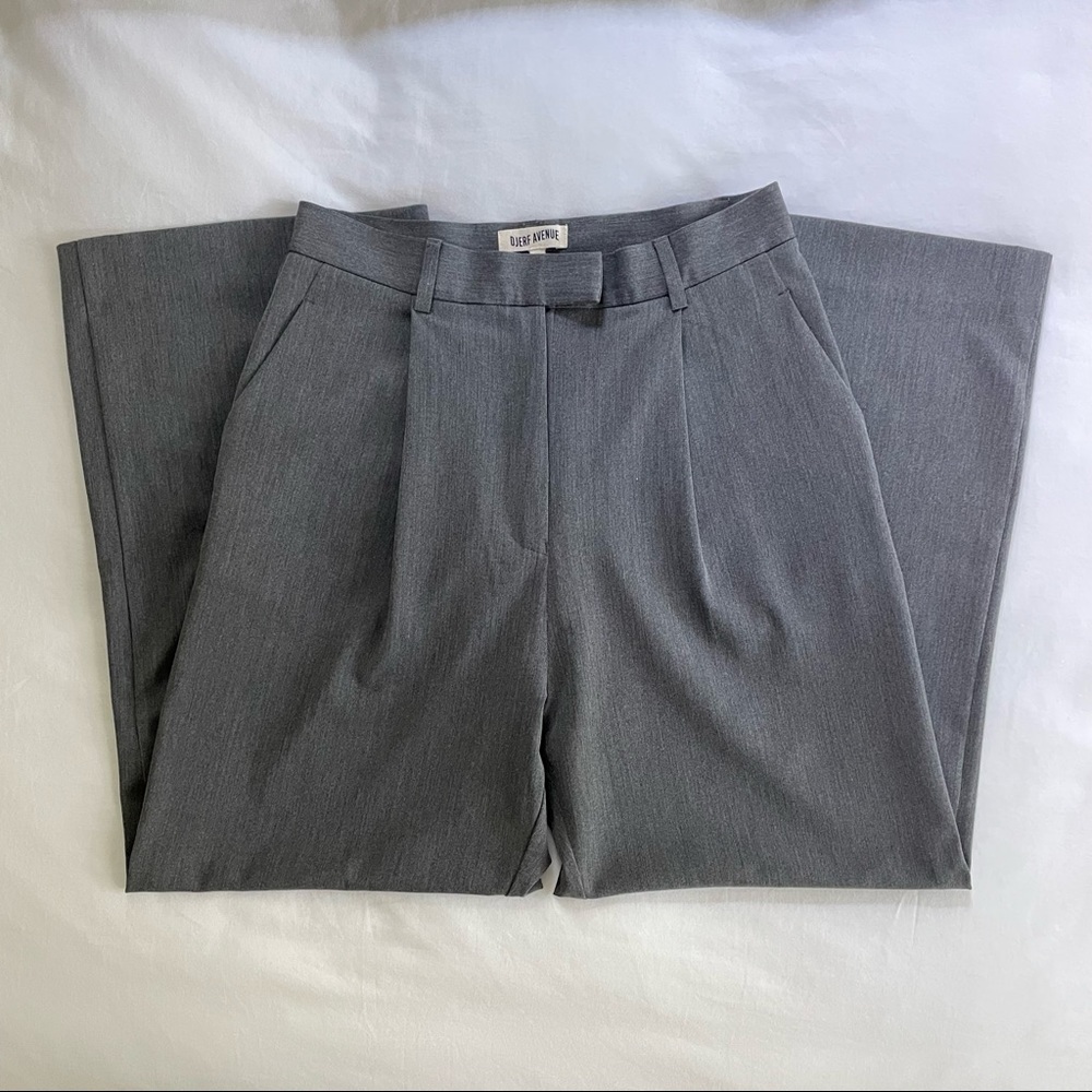 Djerf Avenue Favorite Pants in Gray